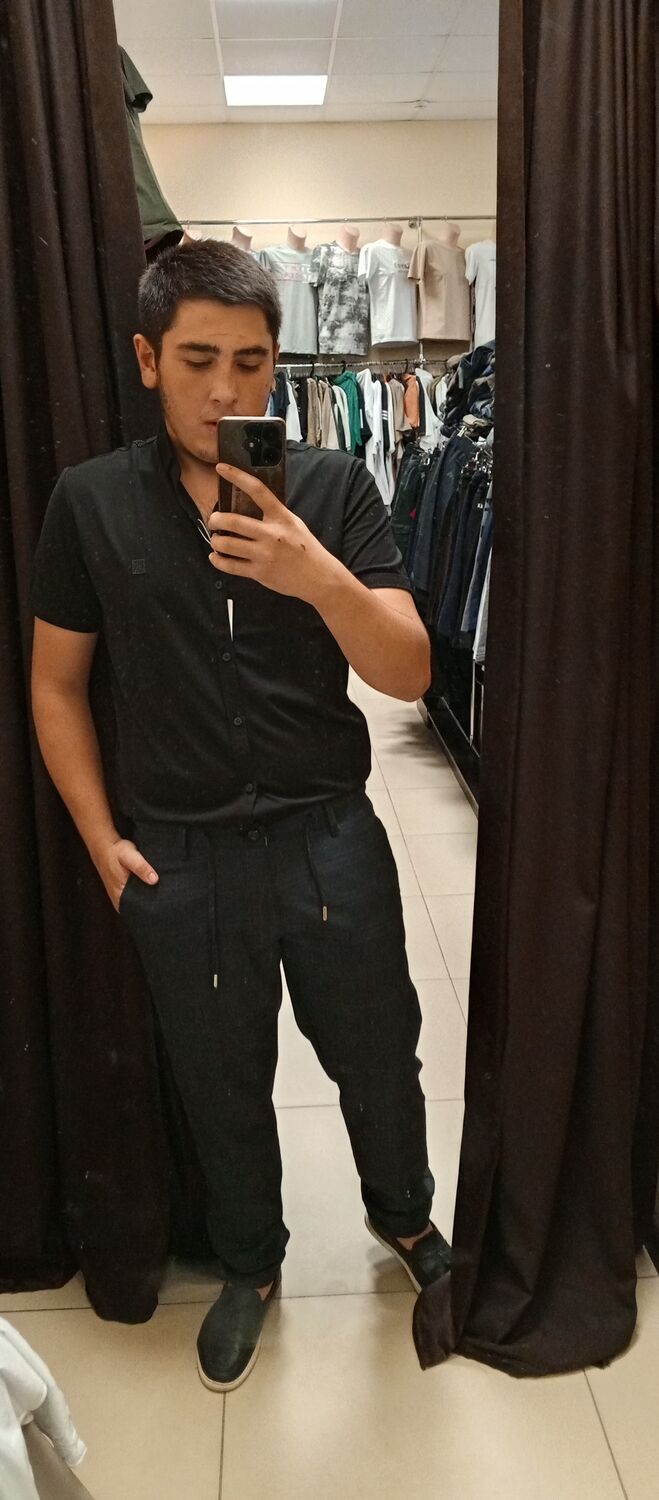  48438271  Sergey, 19 ,    Deleted