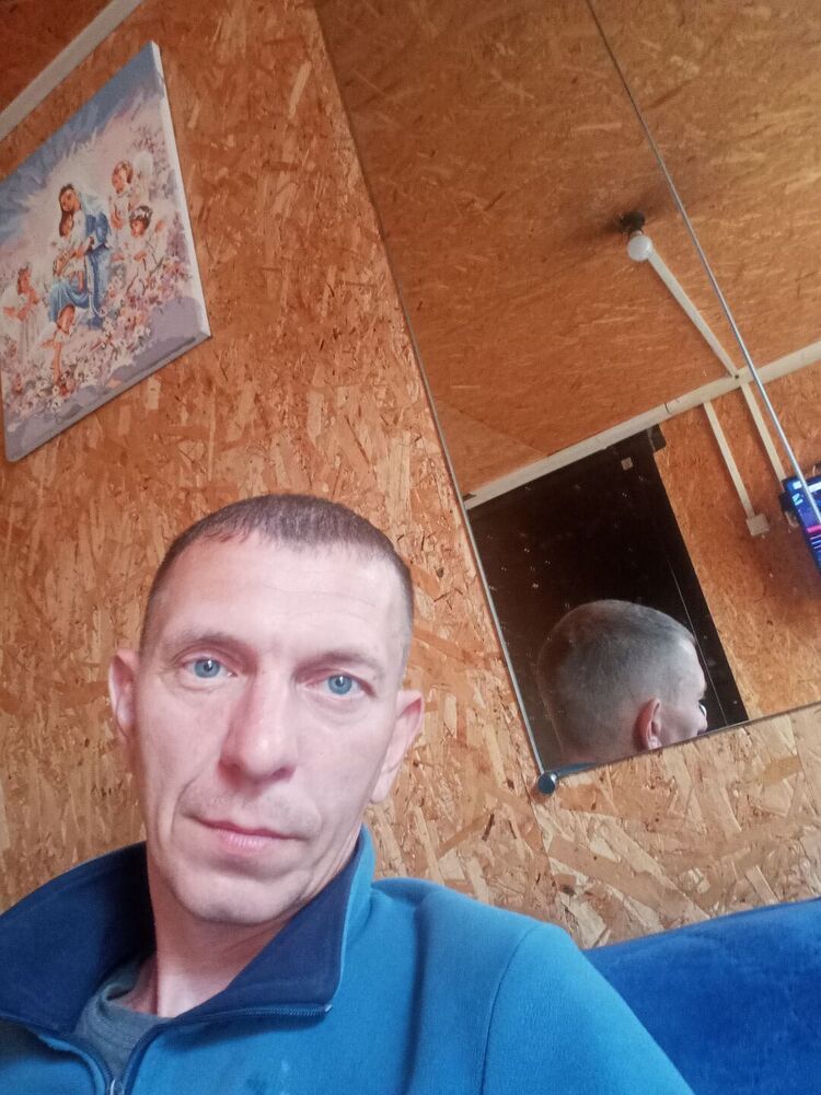  37459901  , 42 ,    