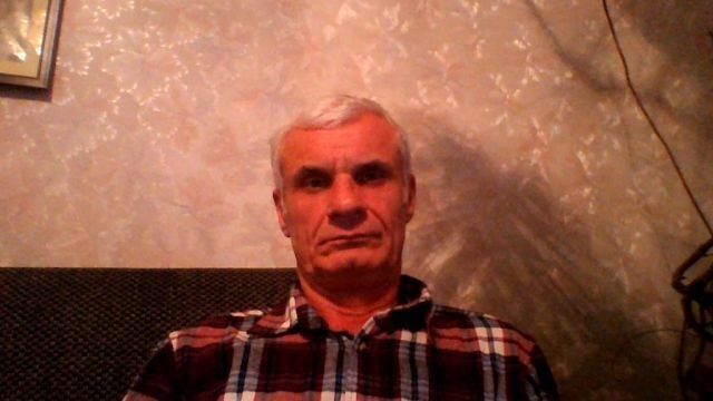  10074391  Petr, 68 ,    