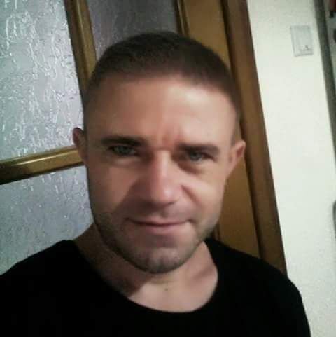  46889081  Misha, 42 ,    