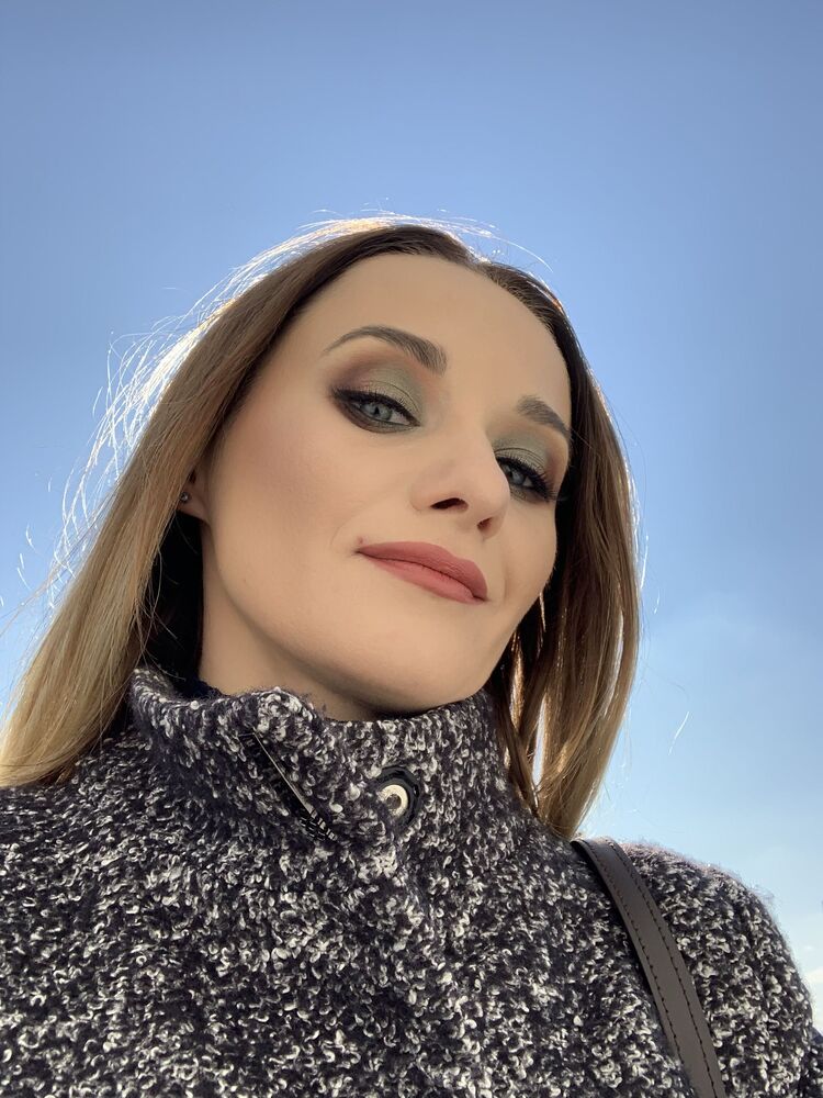  ,   Tatiana, 28 ,   ,   