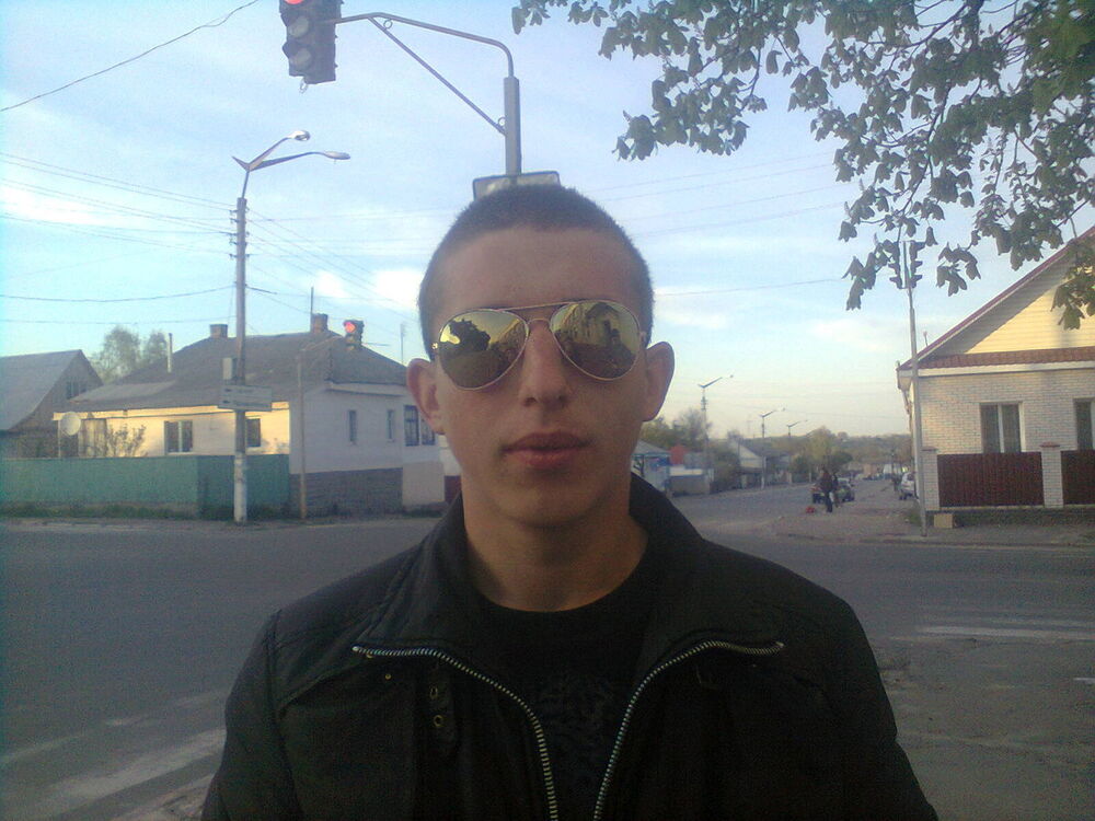  ,   Andriy, 28 ,   ,   , c , 