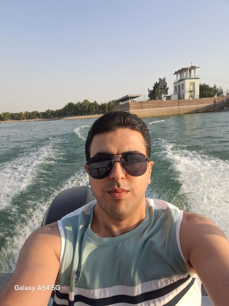  46468771  Sakhavat, 31 ,    