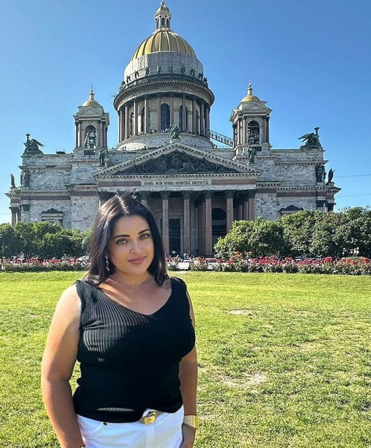  53642701  Leyla, 43 ,    