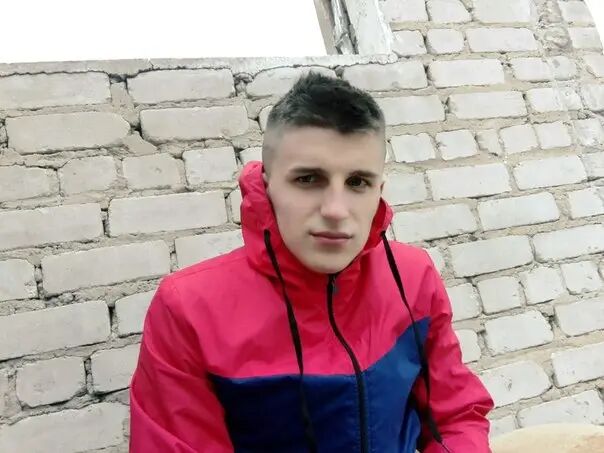  32180281  , 26 ,    