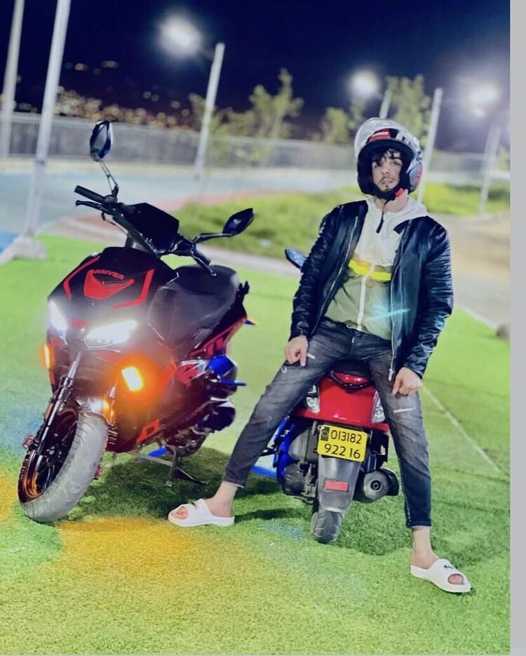 ���� 55917651 ����� Anis, 22 ����, ���� ���������� � Algiers