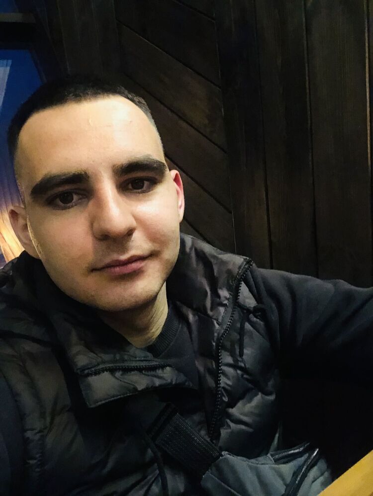  42610361  , 27 ,    