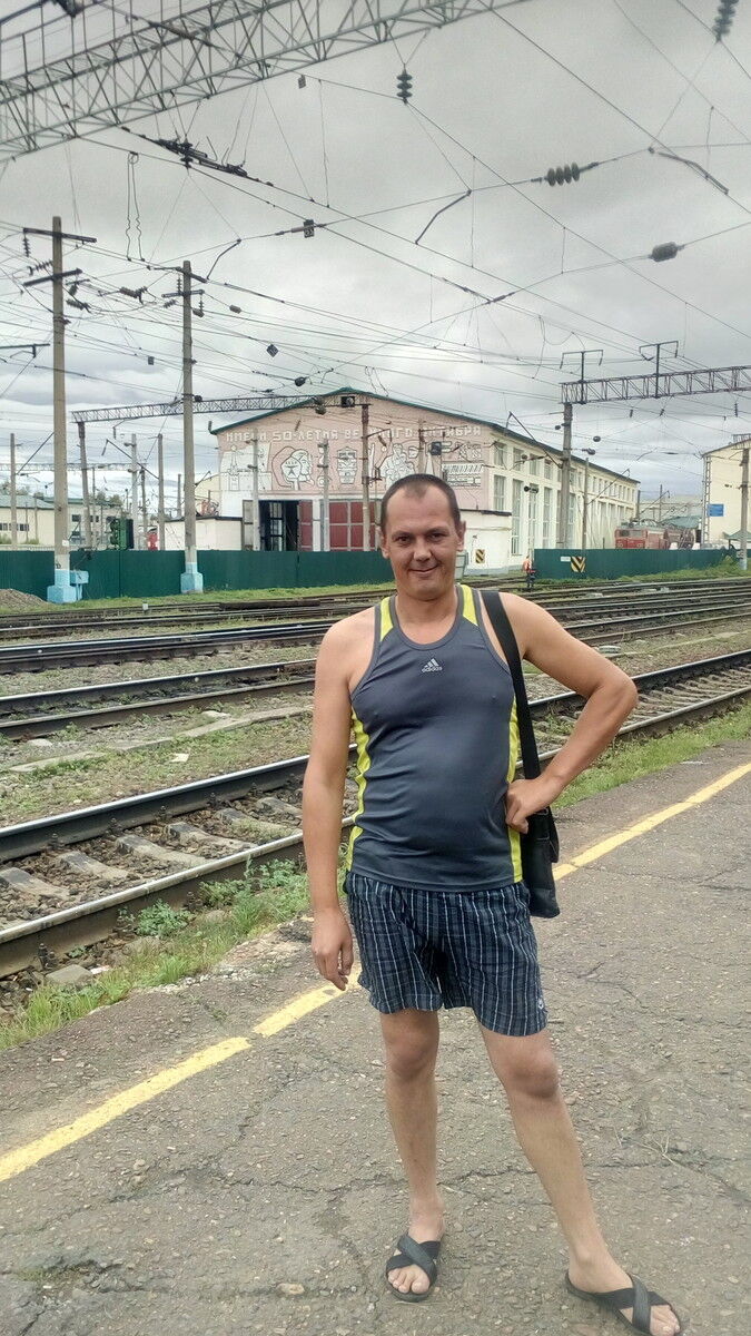  8083071  , 44 ,    