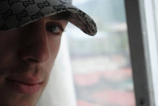  ,   Narek, 32 ,   ,   , c , 
