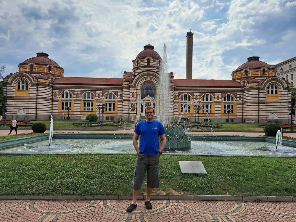  ,   Ruslan, 43 ,   ,   