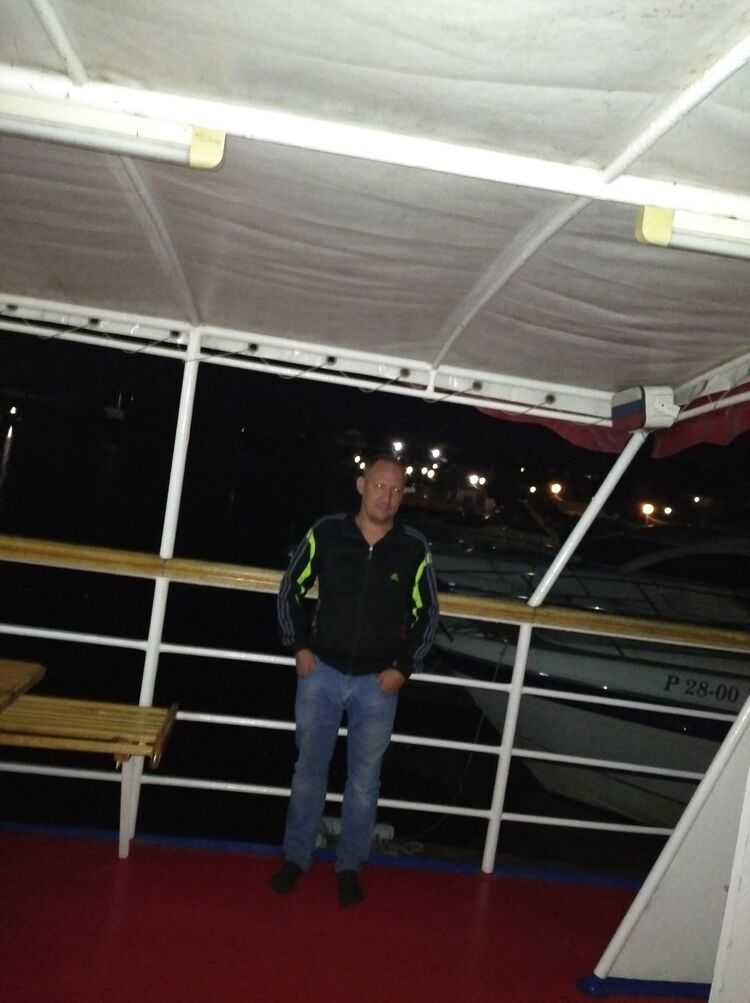  ,   Sergey, 39 ,   ,   