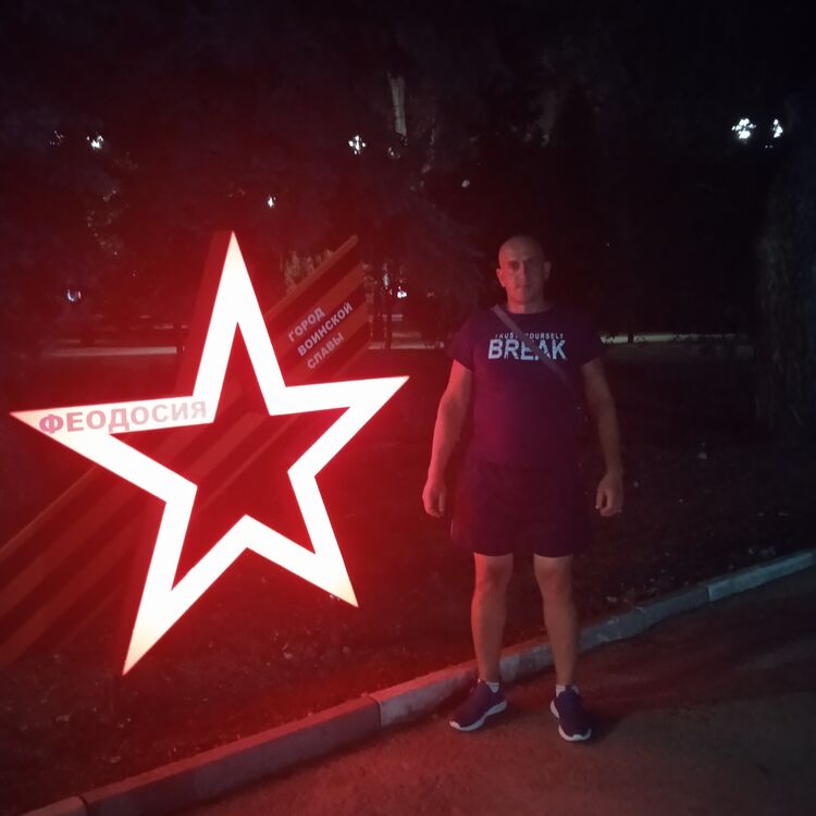  ,   Konstantin, 43 ,   ,   