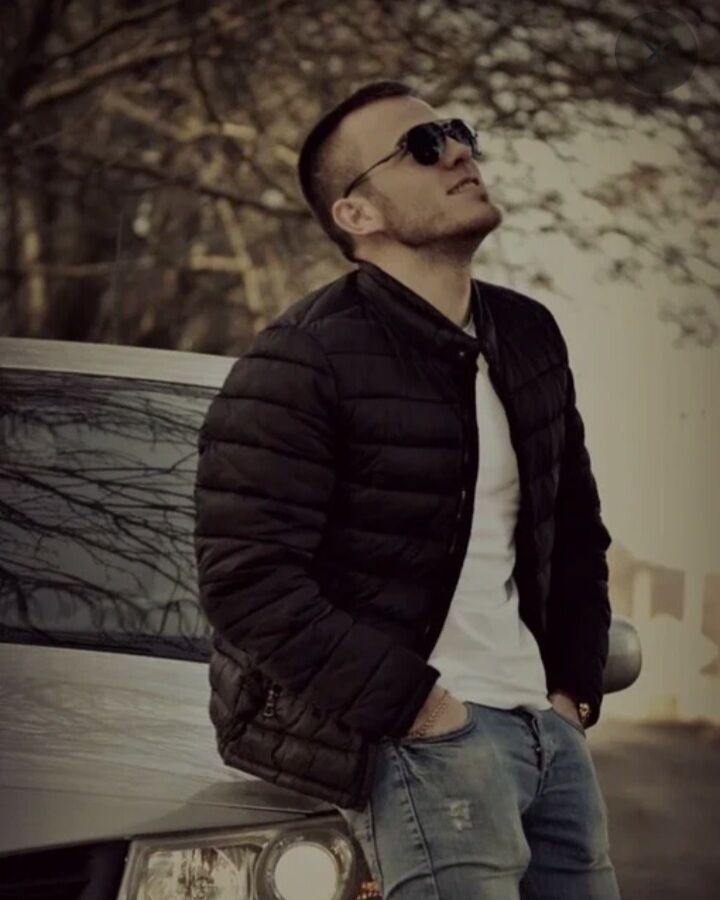  49182551  , 30 ,    