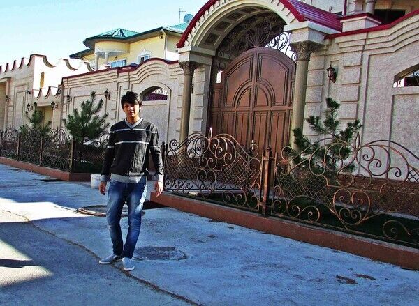  38039331  Despicable, 36 ,    