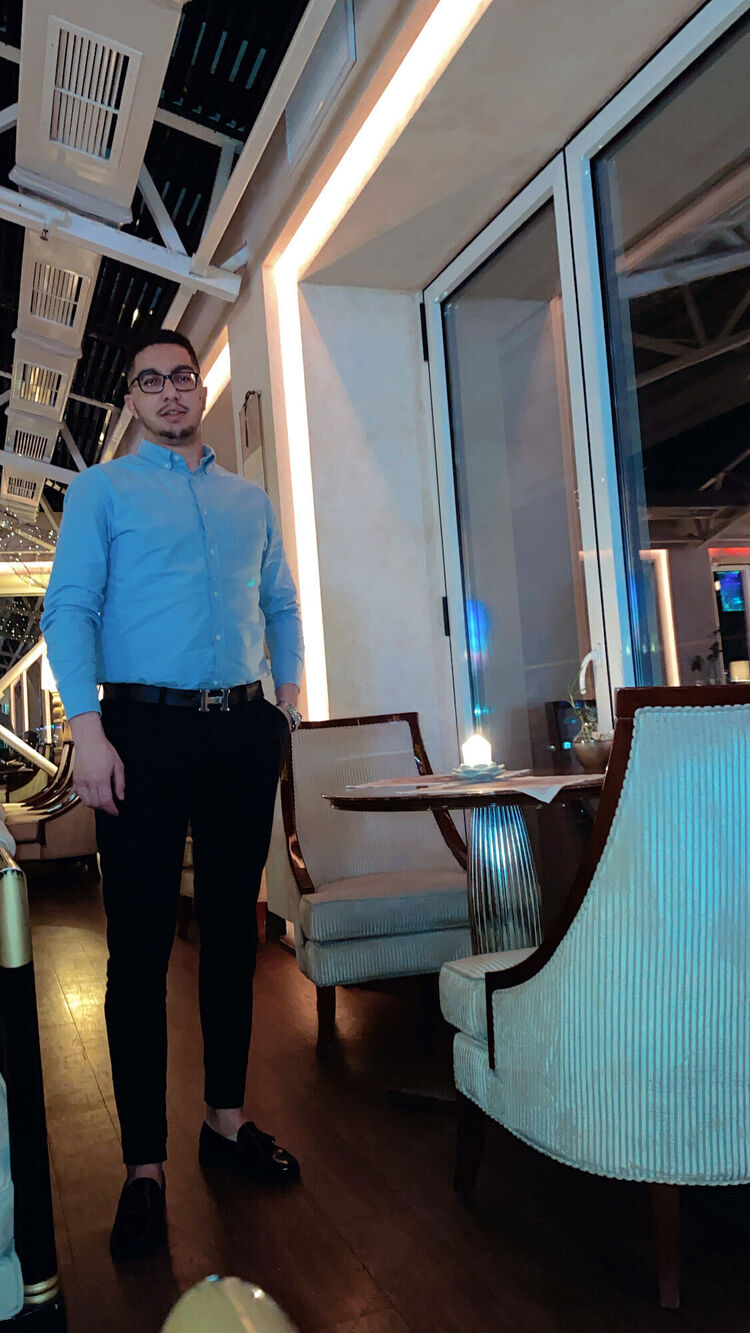 ���������� ������, ���� ������� Younes, 27 ���, ������������ ��� ������, ����� � ���������