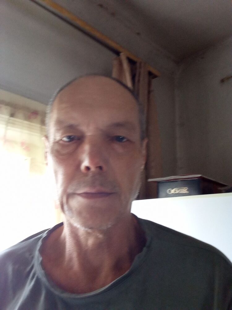  54539521  Yury, 59 ,    