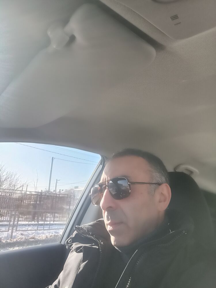  40765371  , 46 ,    