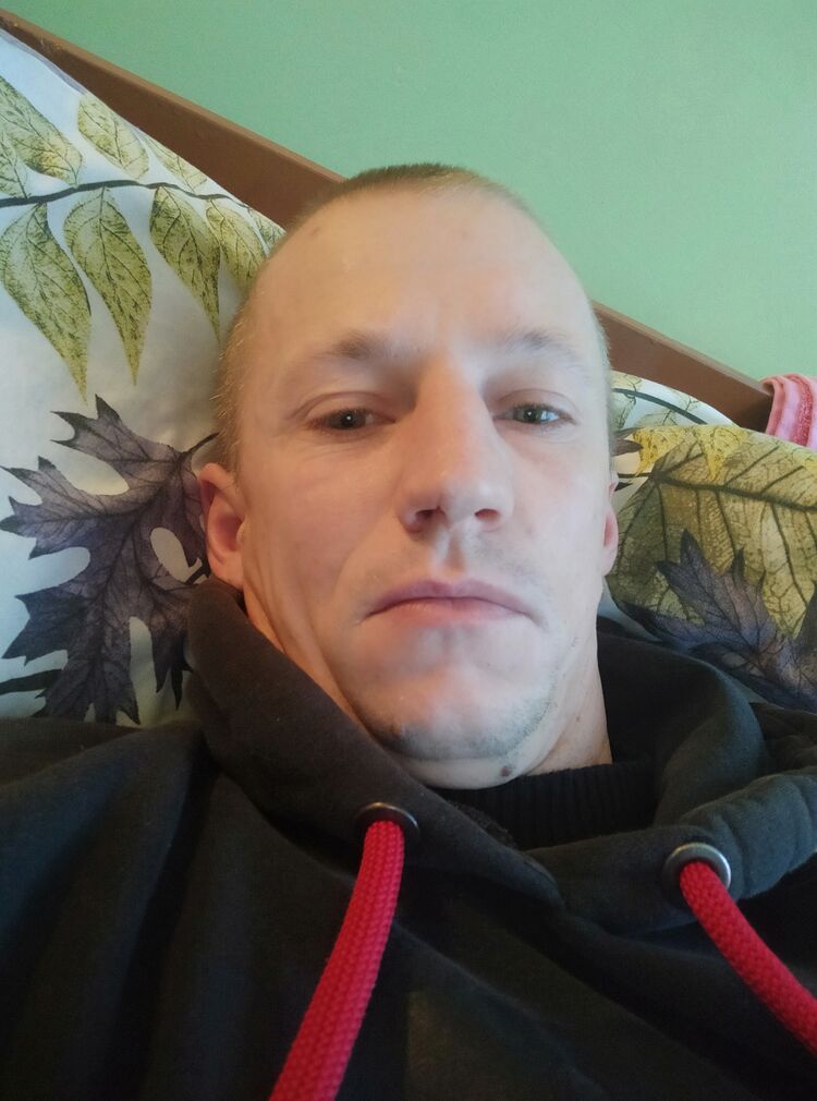 30764751  , 37 ,     