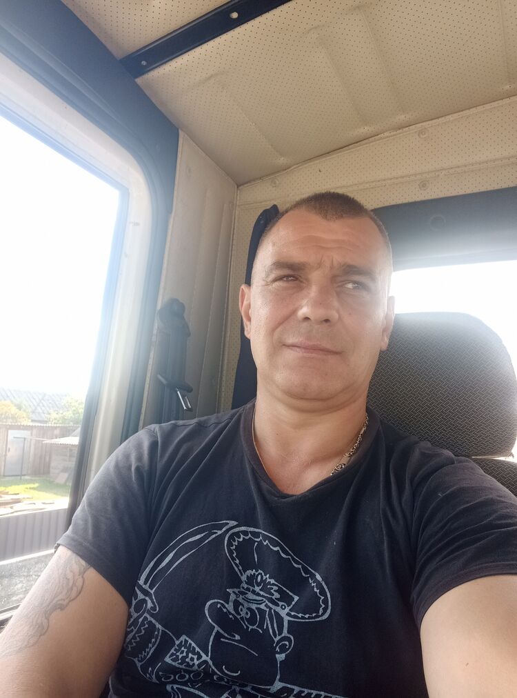  48890431  , 43 ,    