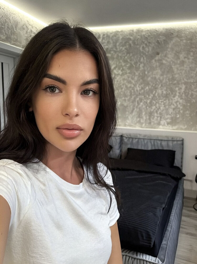  53218941  , 28 ,    -