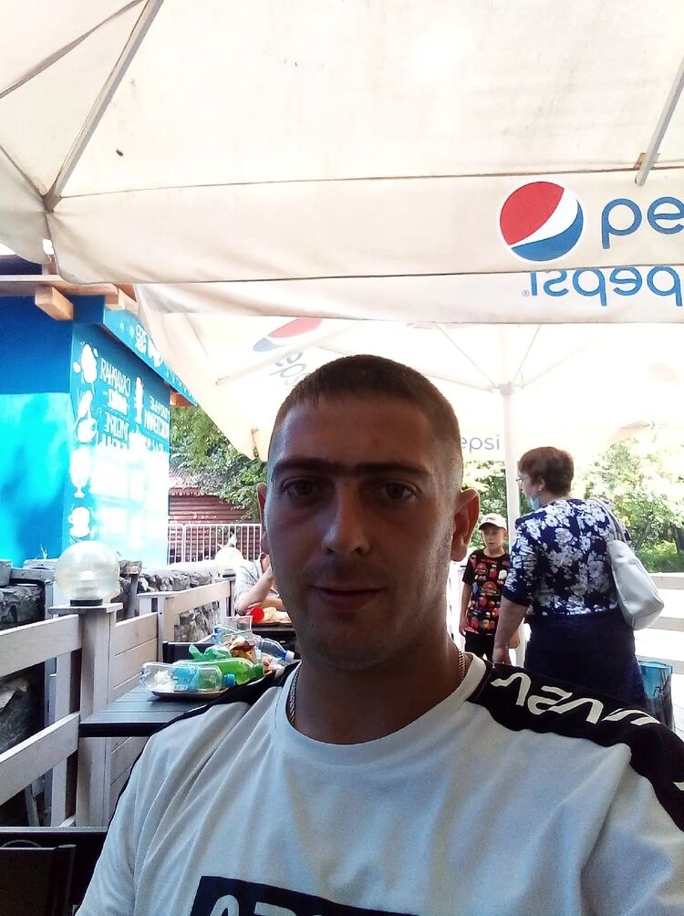  ,   Ivan, 34 ,   ,   