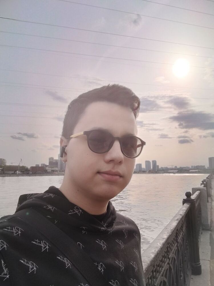 ���� 52177551 ����� ����, 19 ���, ���� ���������� � ������