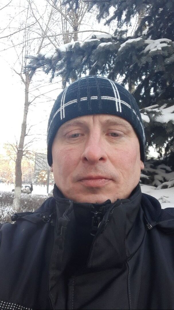  19788051  Vladimr, 53 ,    --
