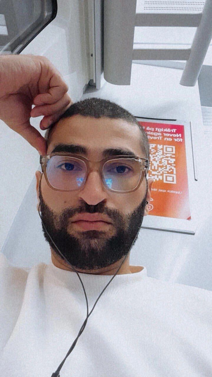  45727581  Rustam, 29 ,    Barendrecht