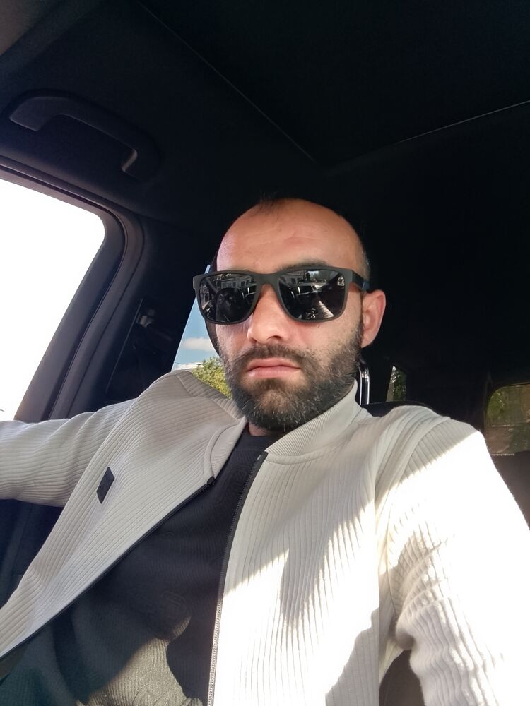  47103711  , 33 ,    