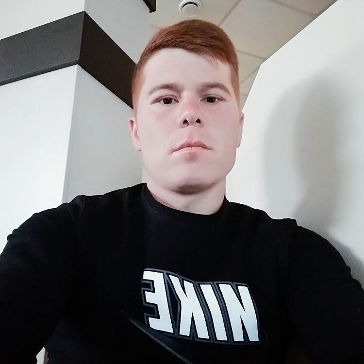  42968471  , 33 ,    