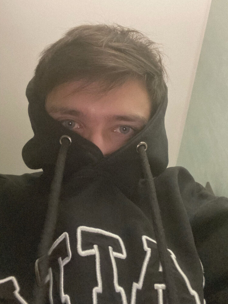  ,   Albert, 27 ,   ,   