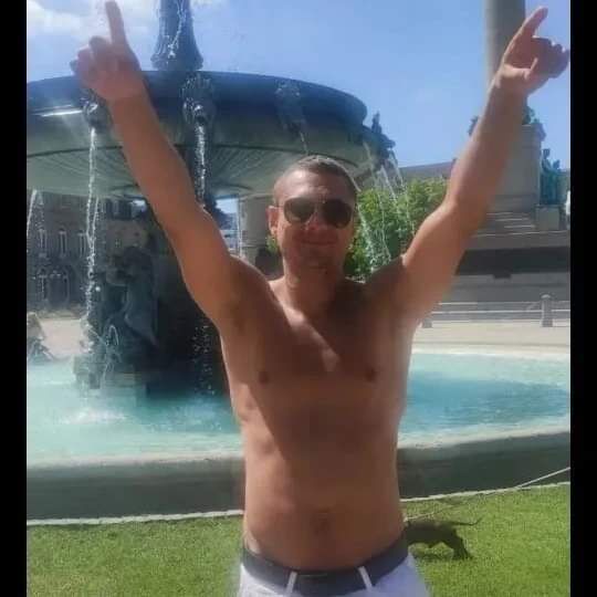  ,   Sergej, 37 ,   ,   
