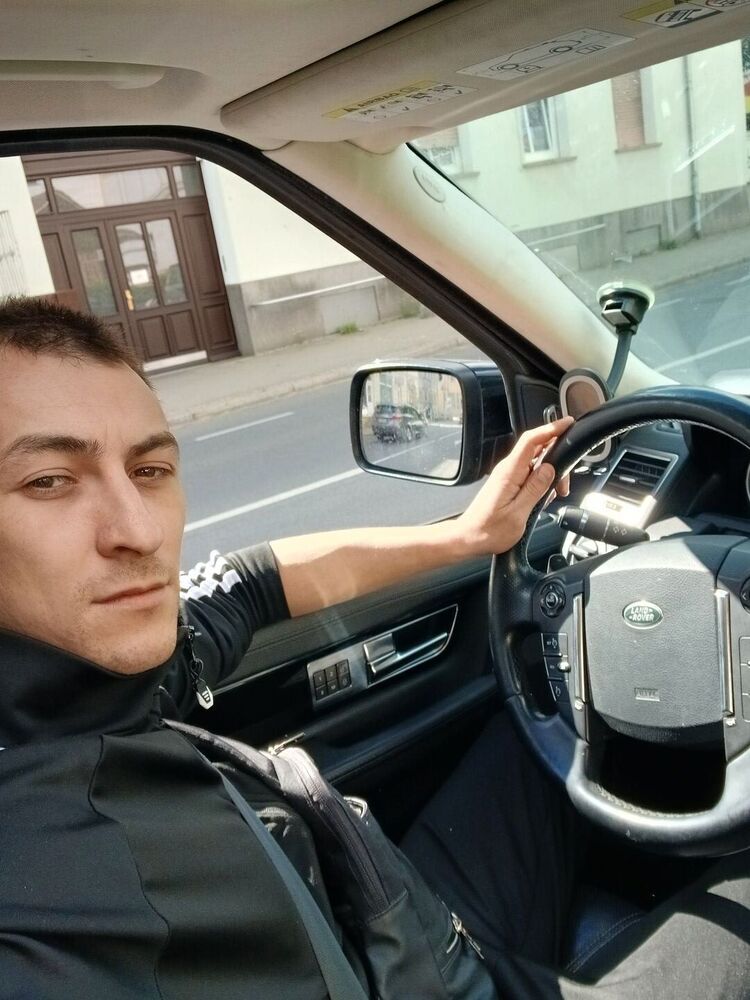 ,   Oleksandr, 32 ,   ,   