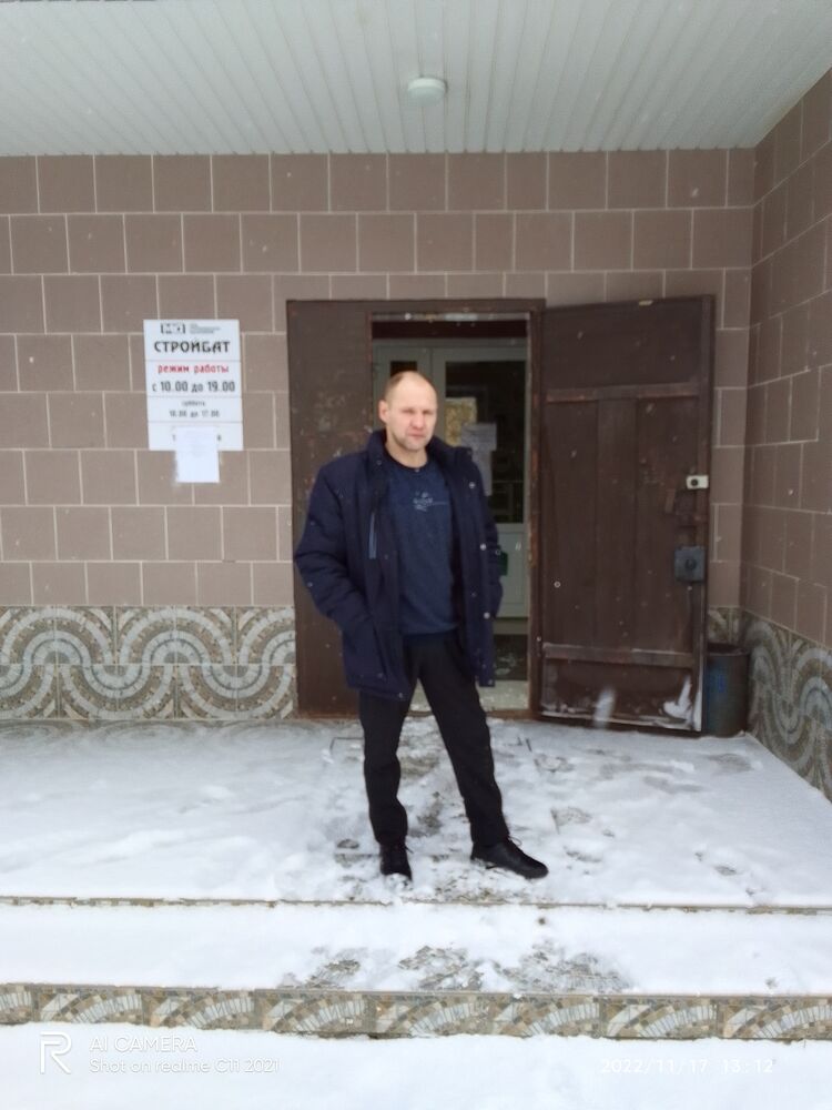  31392531  Aleksey, 45 ,    