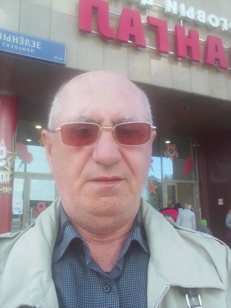  26564491  Maikj, 66 ,    