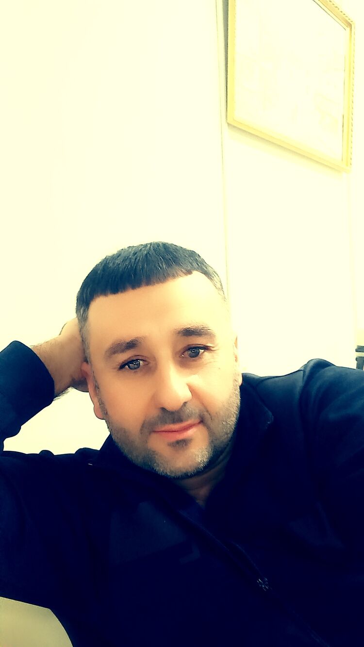  47696481  , 35 ,    