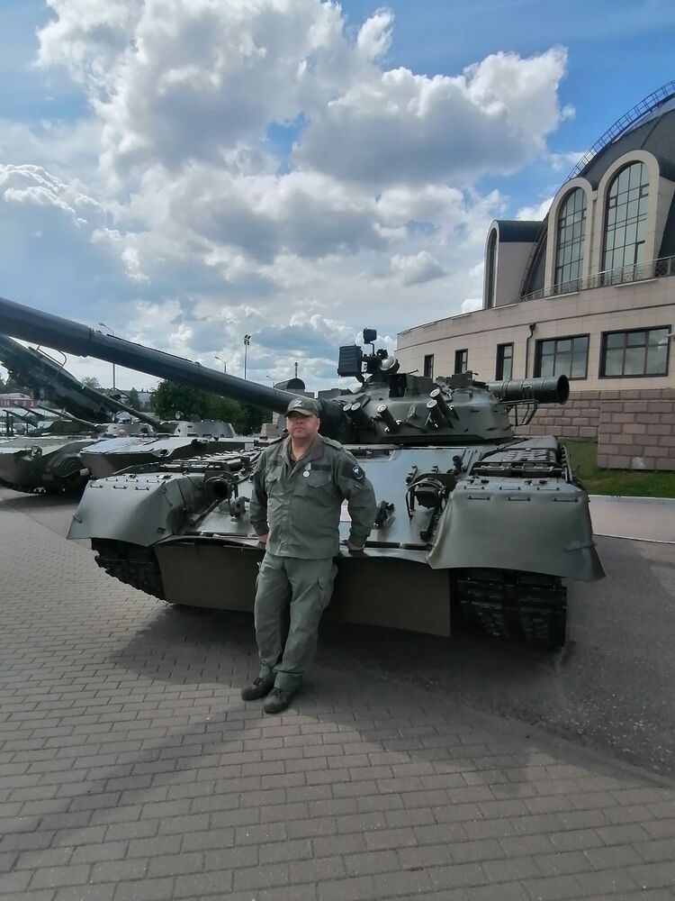 38080061  , 55 ,    