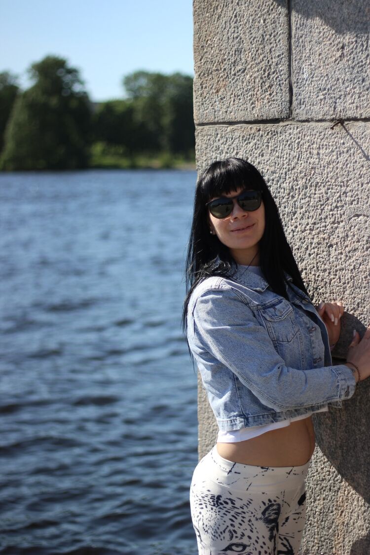  -,   Queen, 34 ,   ,   , c , 