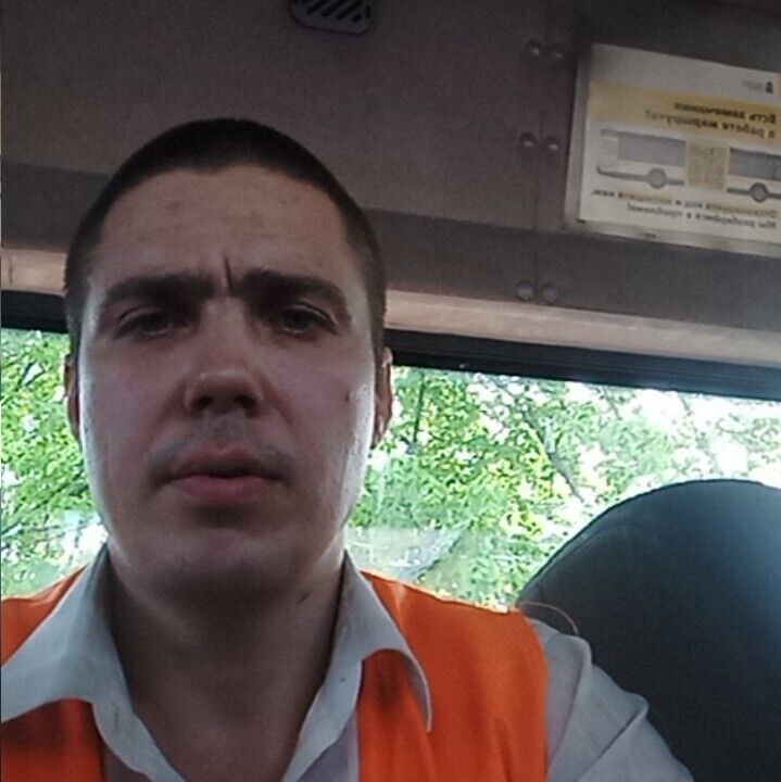  27038951  Navi, 38 ,    