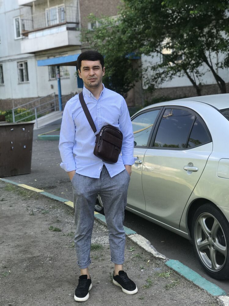  50644921  Bair, 28 ,    