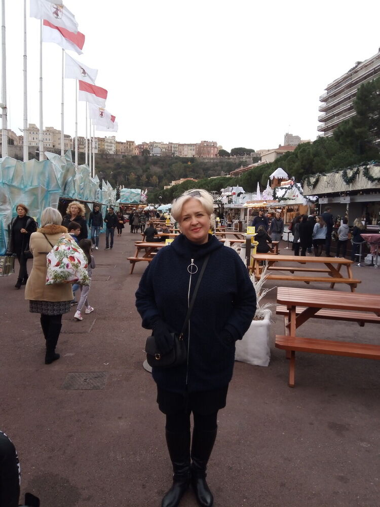  ,   Lili, 53 ,   ,   , c 