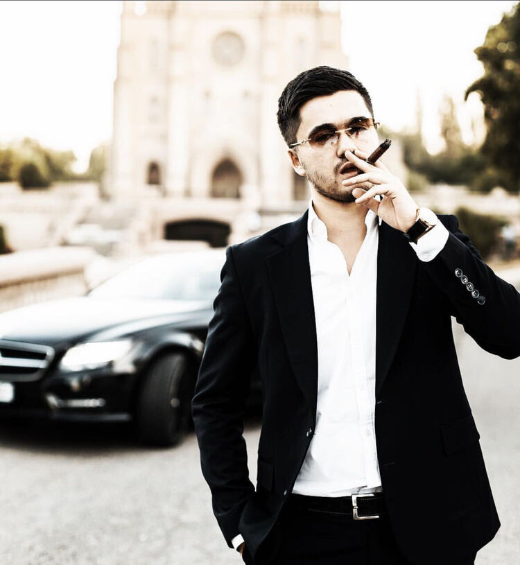  --,   Sanjik, 27 ,   ,   
