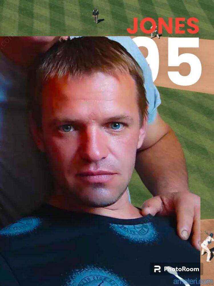  40440151  Denis, 43 ,    