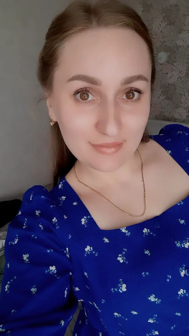  37927081  , 32 ,    