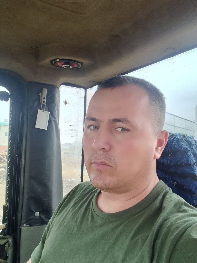  28141281  , 44 ,    
