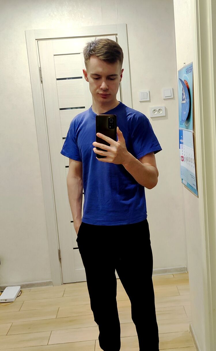  40609681  Nikolay, 29 ,    