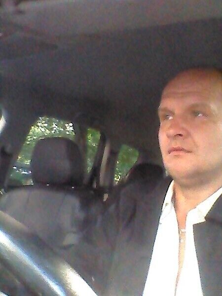  22213221  Petr, 55 ,    