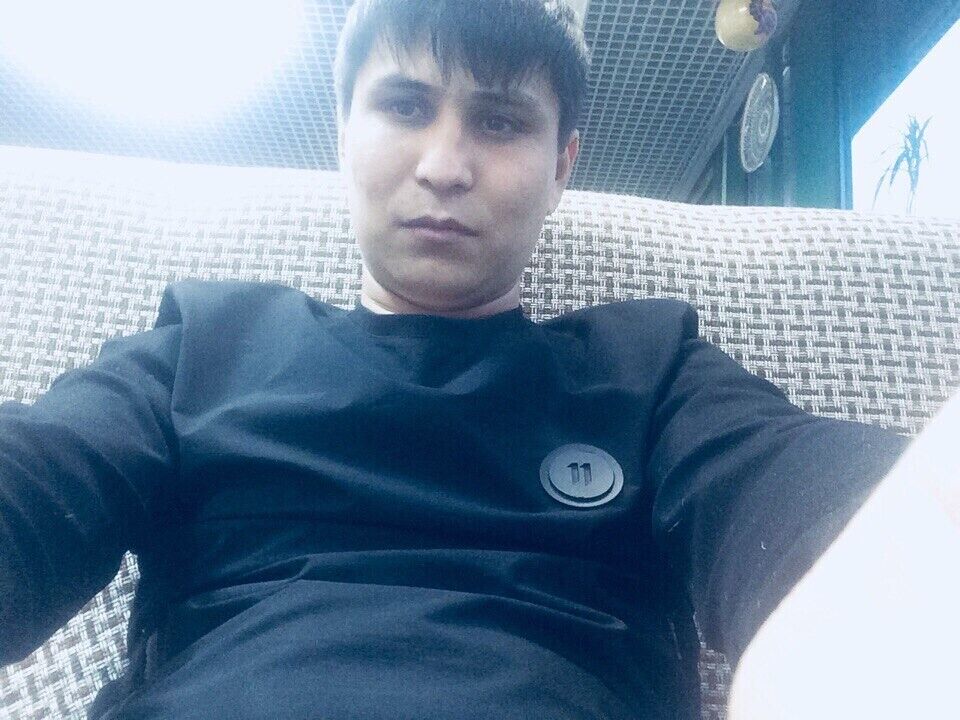  32355261  Salim, 32 ,    -