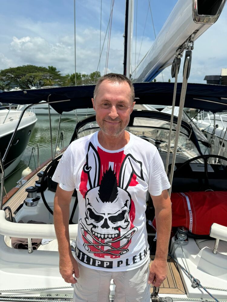  50623361  , 46 ,    Chai Nat