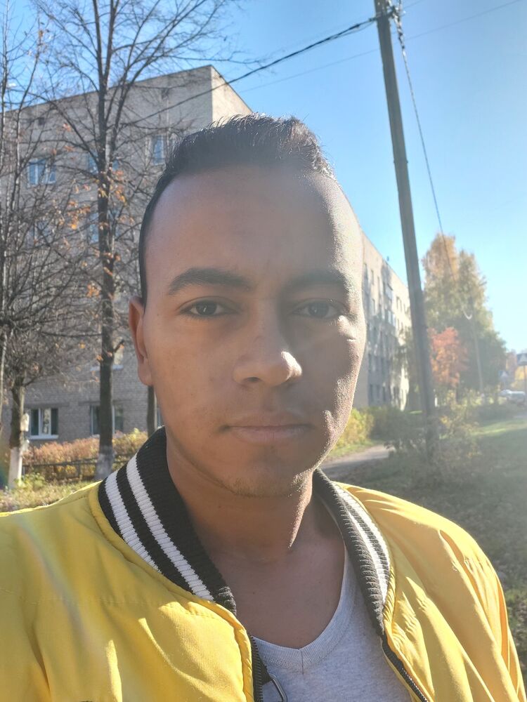  24149511  Zeyad, 29 ,    